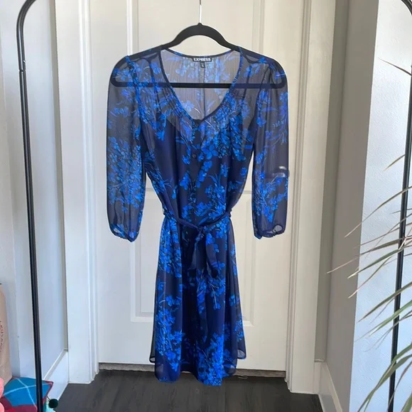 express blue floral dress Express Floral Dress 2026